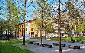 Guesthouse University By Lr - Check In On-Line
